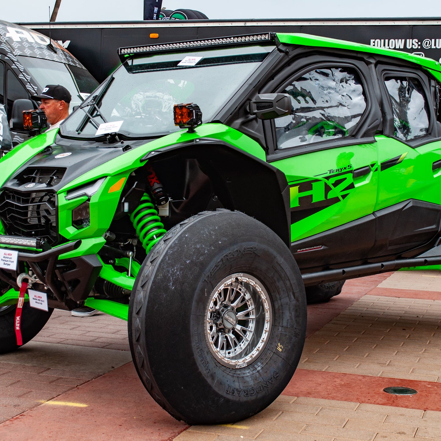 Slayer R Beadlock | Gunmetal Contrast Cut + Center Cap Spacer