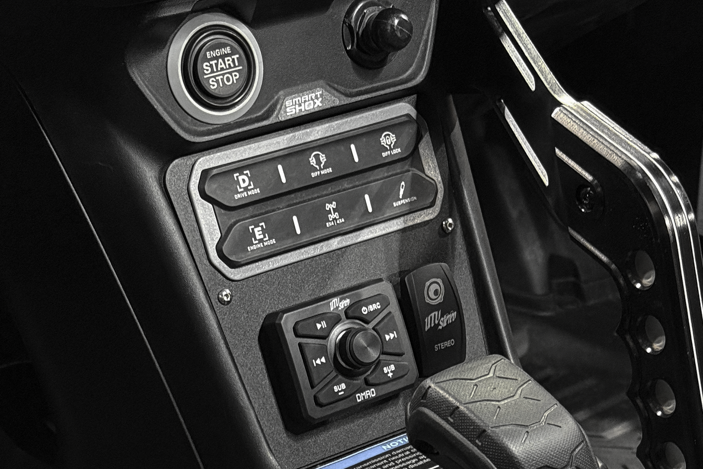 Maverick R Head Unit Mount Kit | UTVS-R-HUMT-KIT